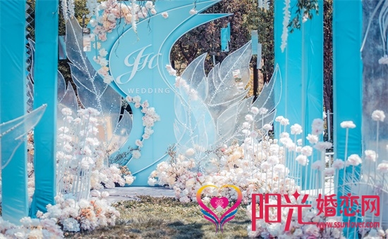 老公晚归，聪明的妻子都怎么做？