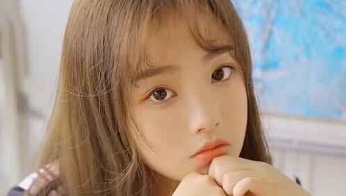 怎么和陌生妹子聊天找话题（2招教能一直聊下去）