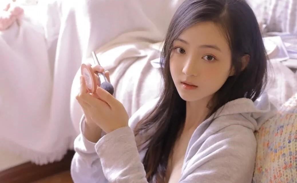 打电话和女孩聊天技巧（单身男生一定要学学）