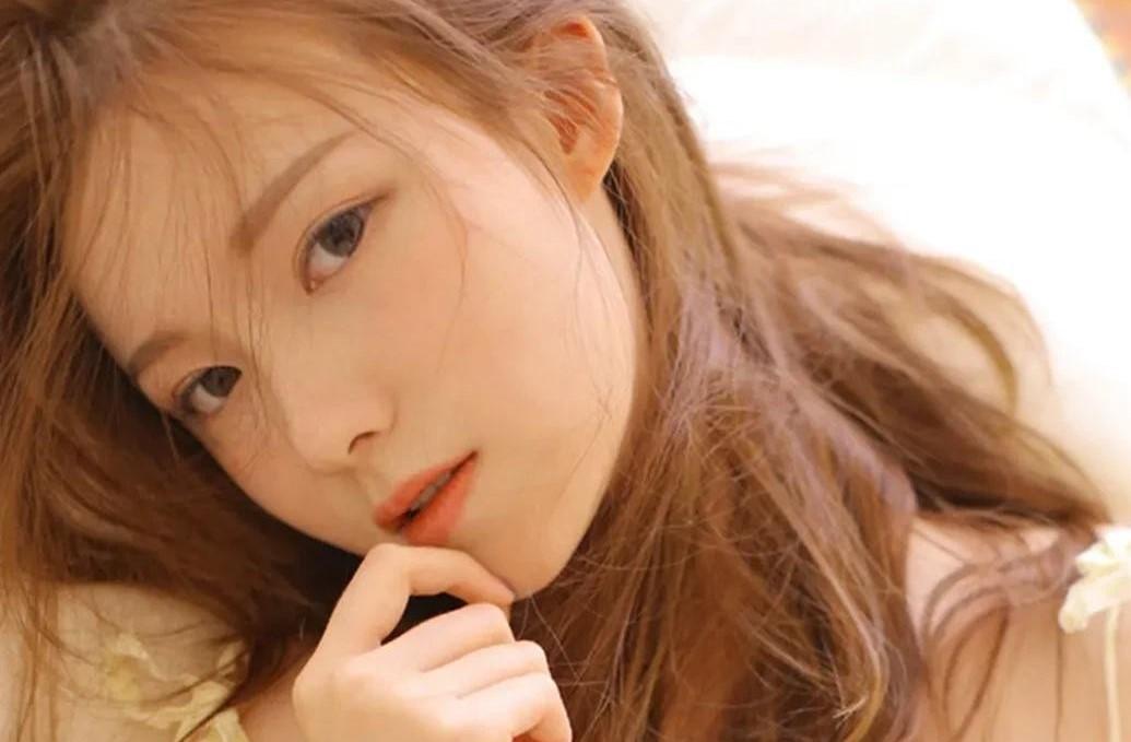 跟相亲女孩微信聊什么（相亲对象刚加微信怎么聊天）