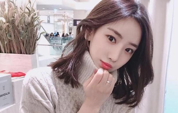 微信跟女生聊天没话题怎么办（和女生聊幽默的话题）